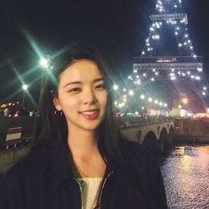 Meet your Posher, Mina